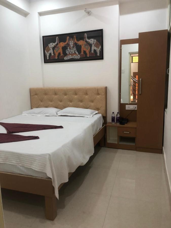 Purple Lotus Hotel Βαρανάσι Εξωτερικό φωτογραφία