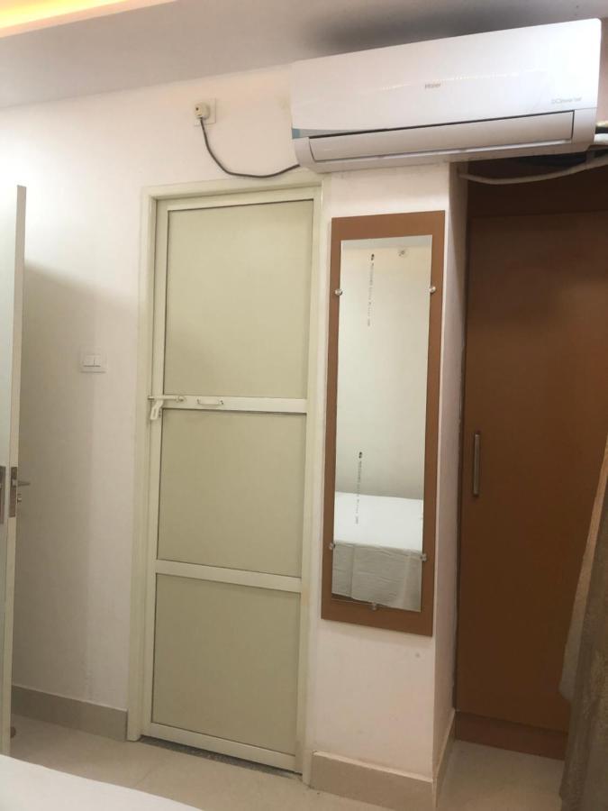 Purple Lotus Hotel Βαρανάσι Εξωτερικό φωτογραφία